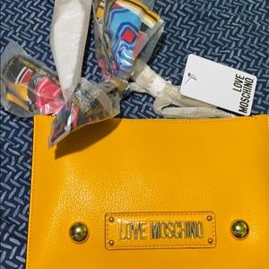 LOVE Moschino - Chain Shoulder Strap Crossbody Bag